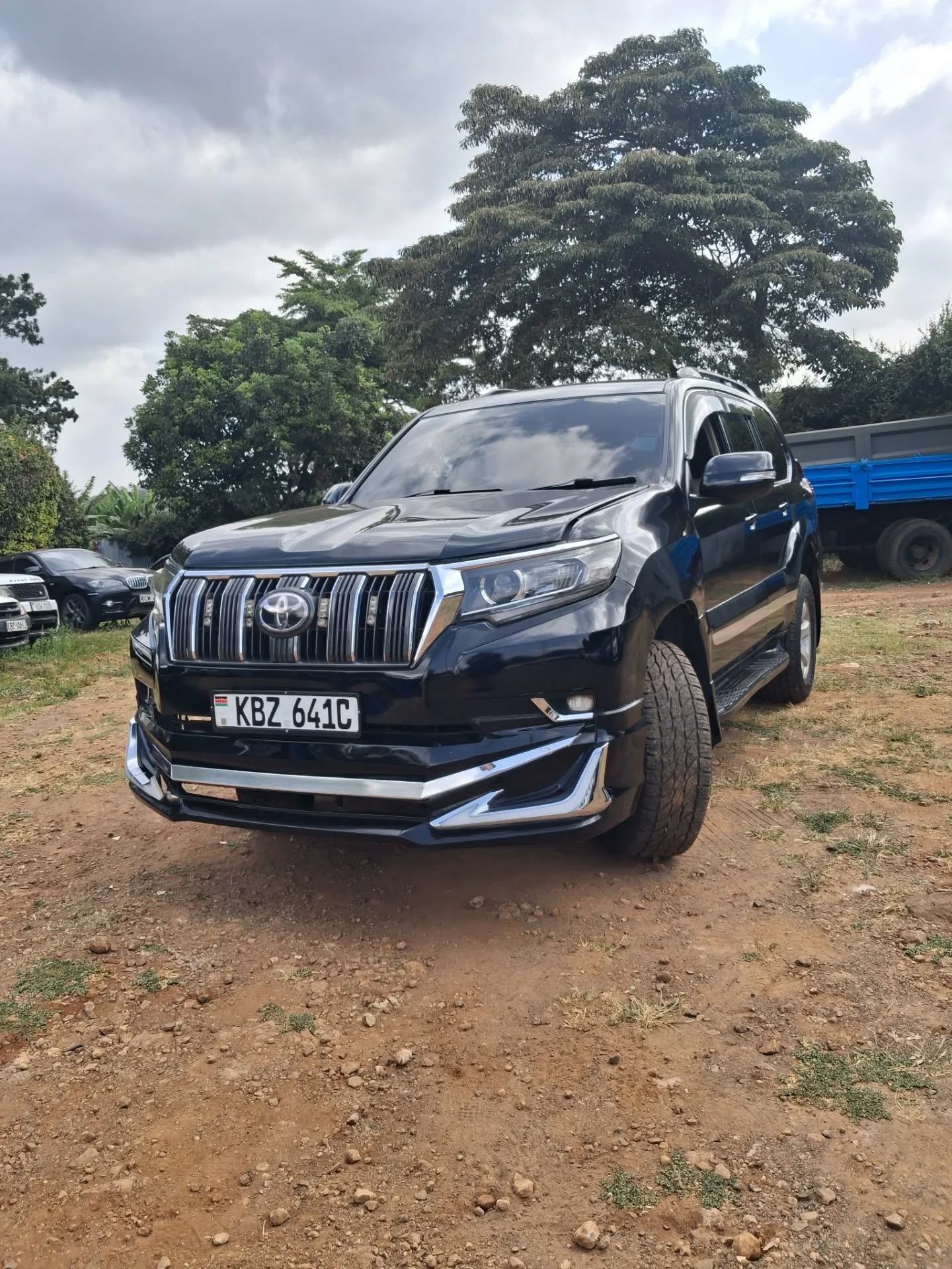 Toyota Prado image 1