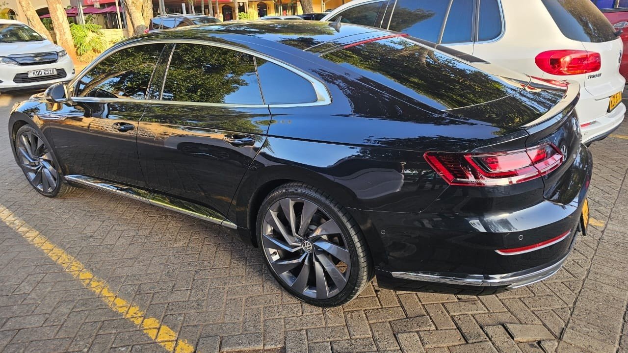 Volkswagen Arteon image 2
