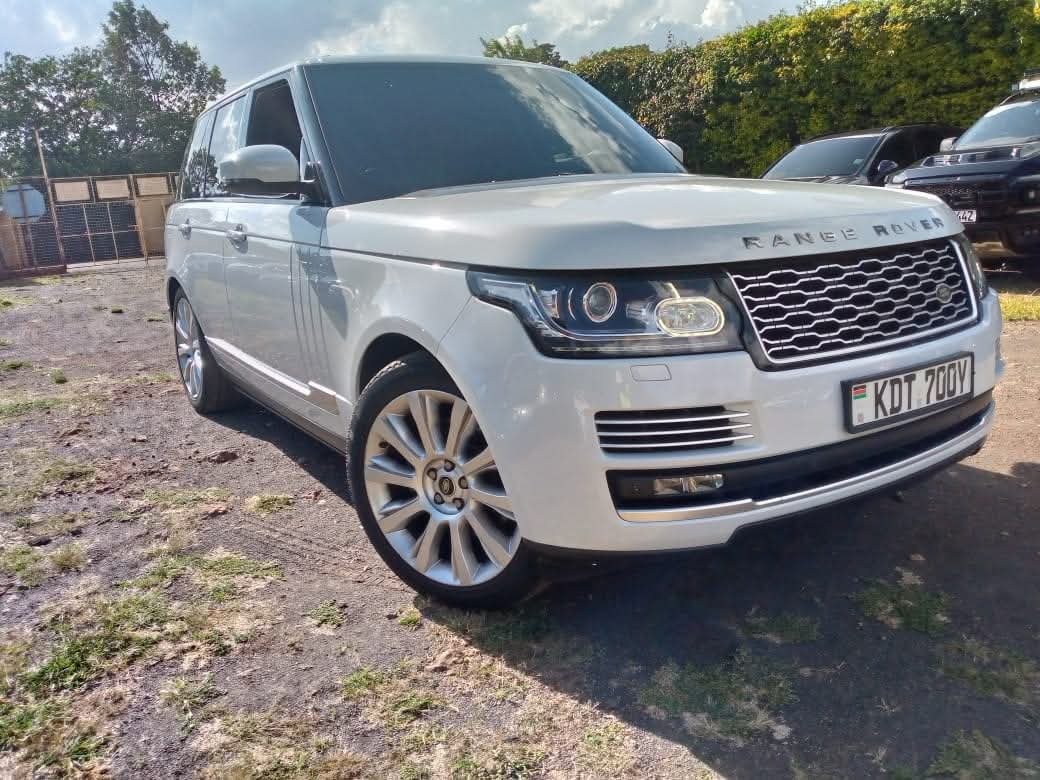 Rangerover Vogue image 2