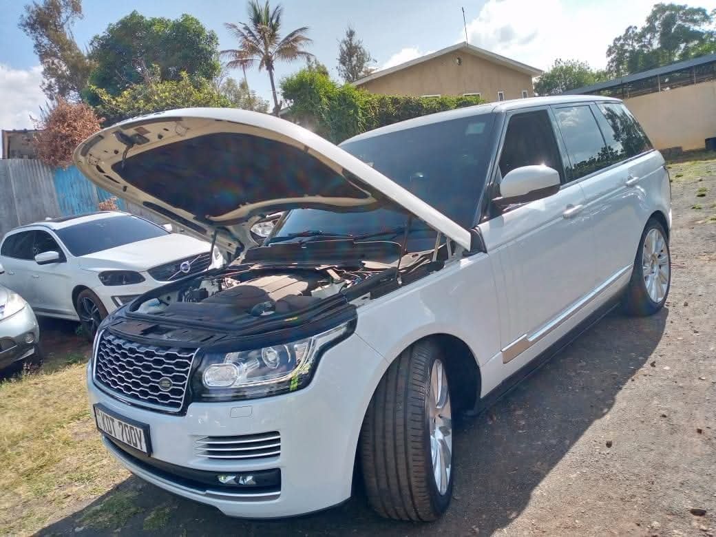 Rangerover Vogue image 4