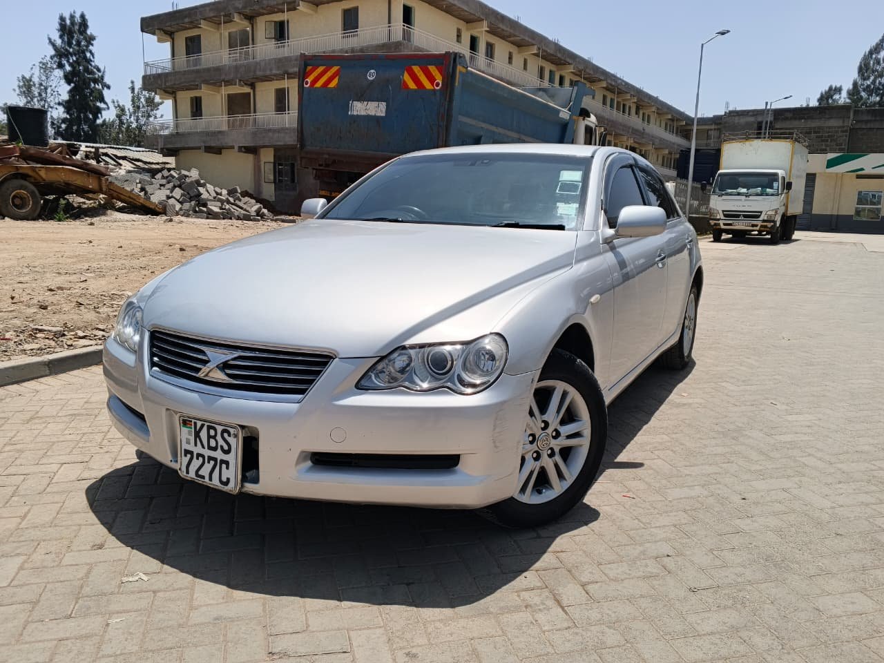 Toyota Mark X image 2