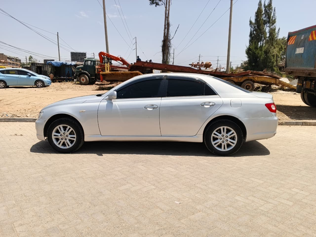 Toyota Mark X image 7