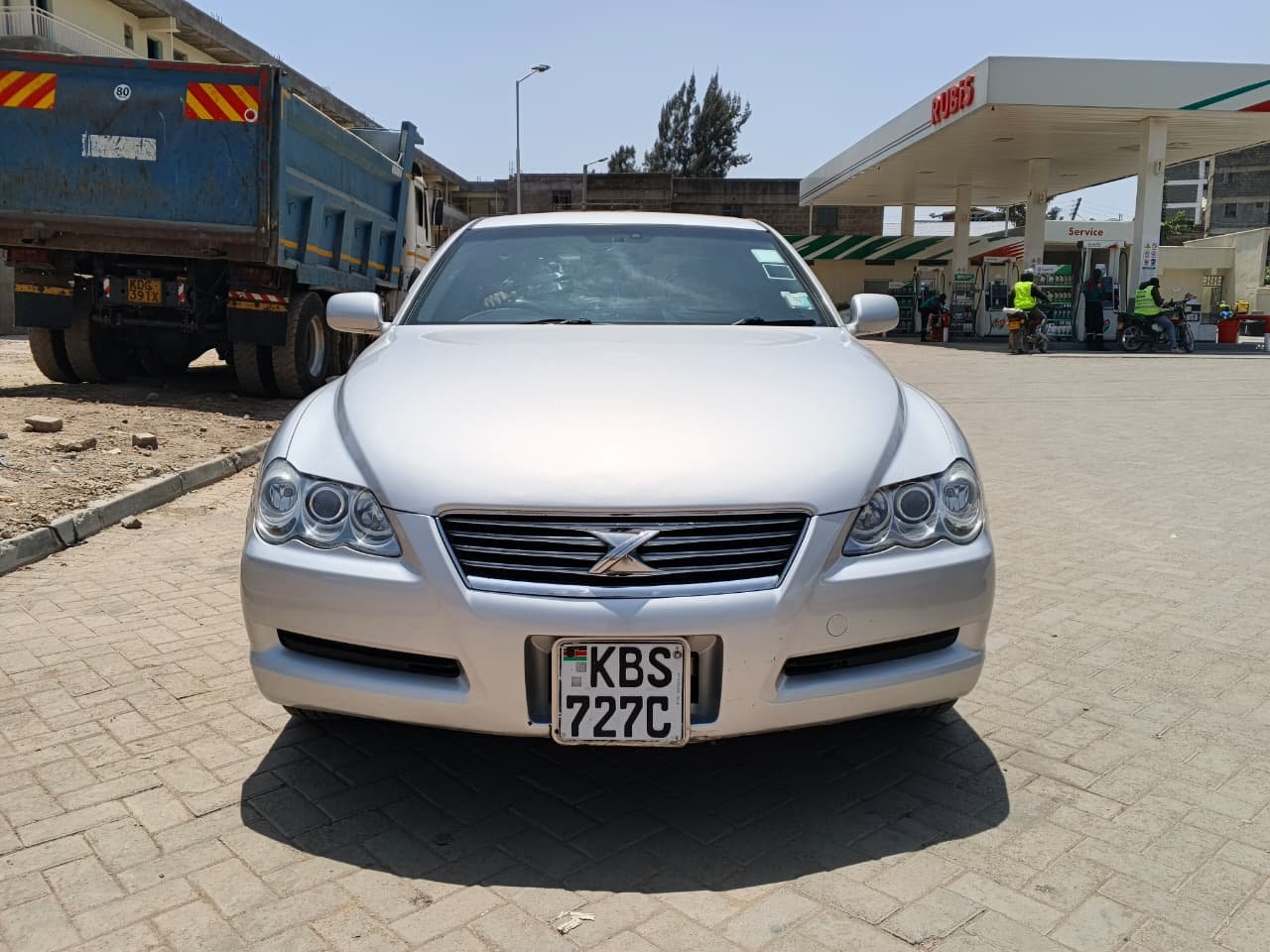 Toyota Mark X image 4