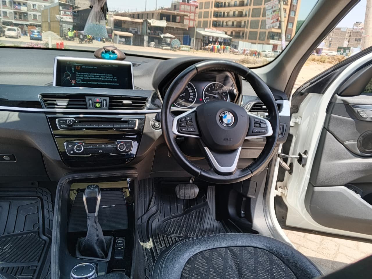 Bmw X1 image 5