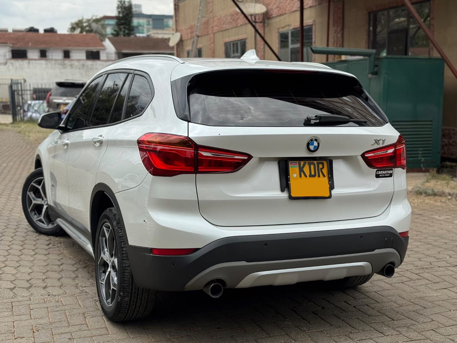 Bmw X1 image 2