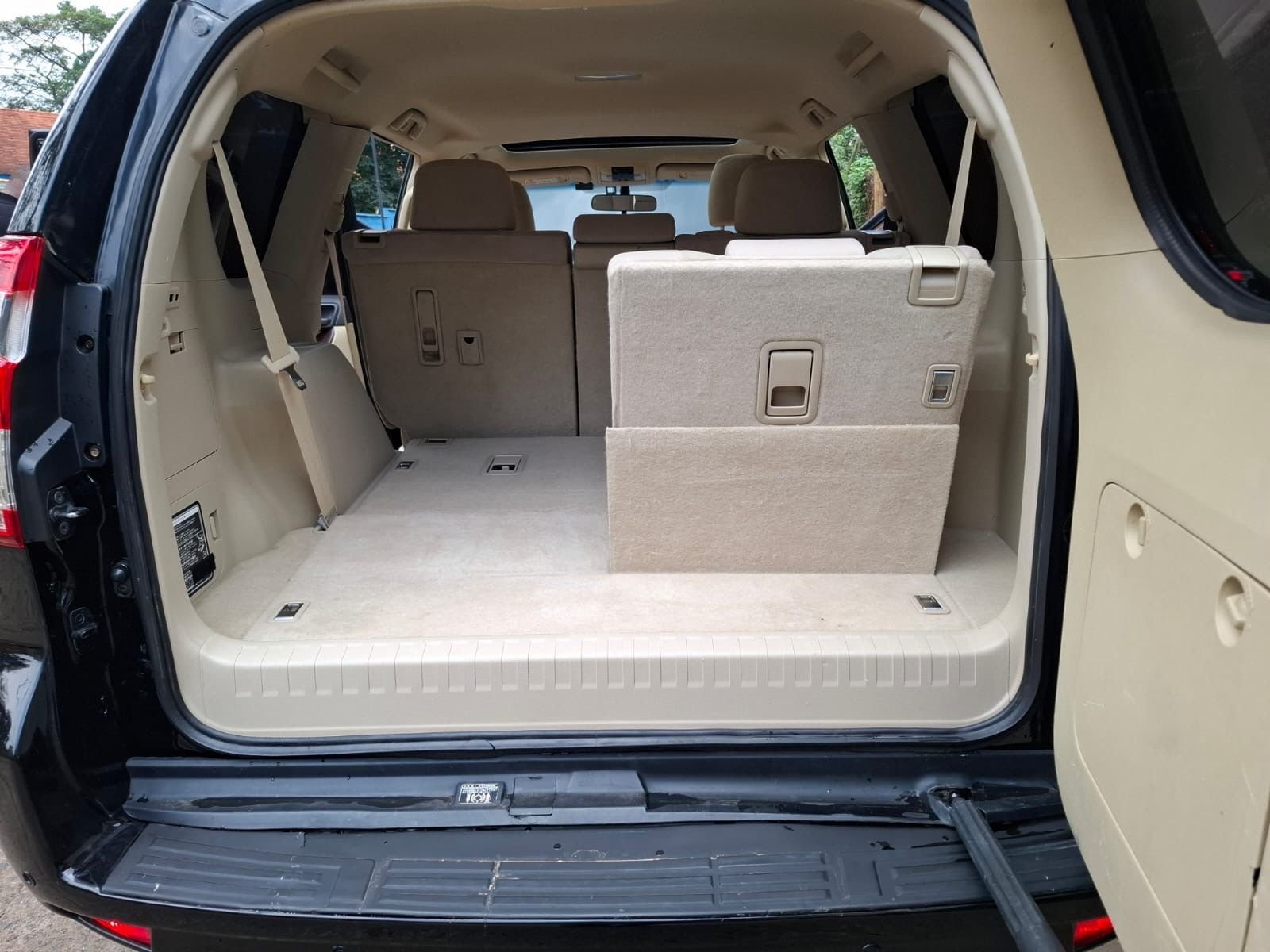 Toyota Prado image 7