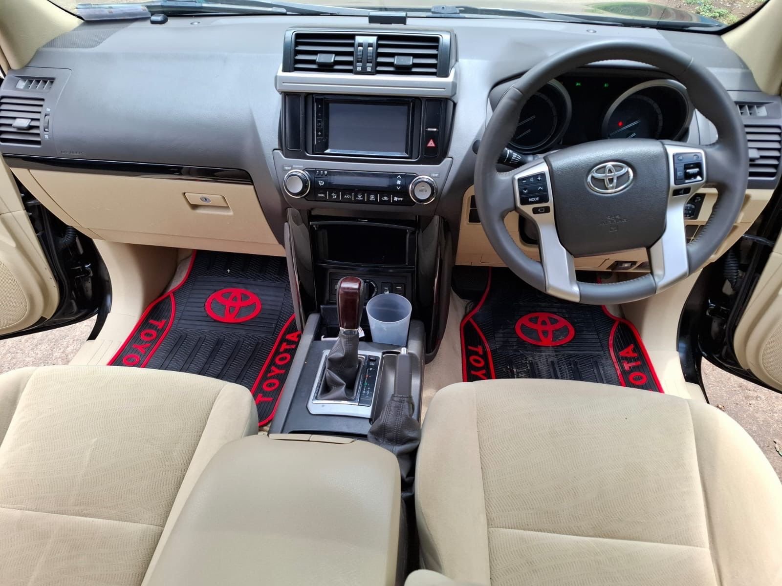 Toyota Prado image 6