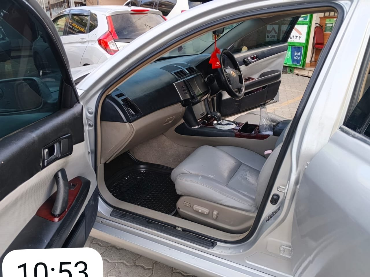 Toyota Mark X image 8