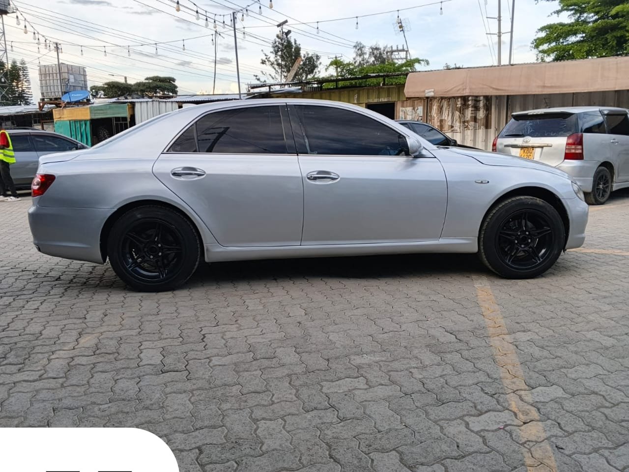 Toyota Mark X image 6