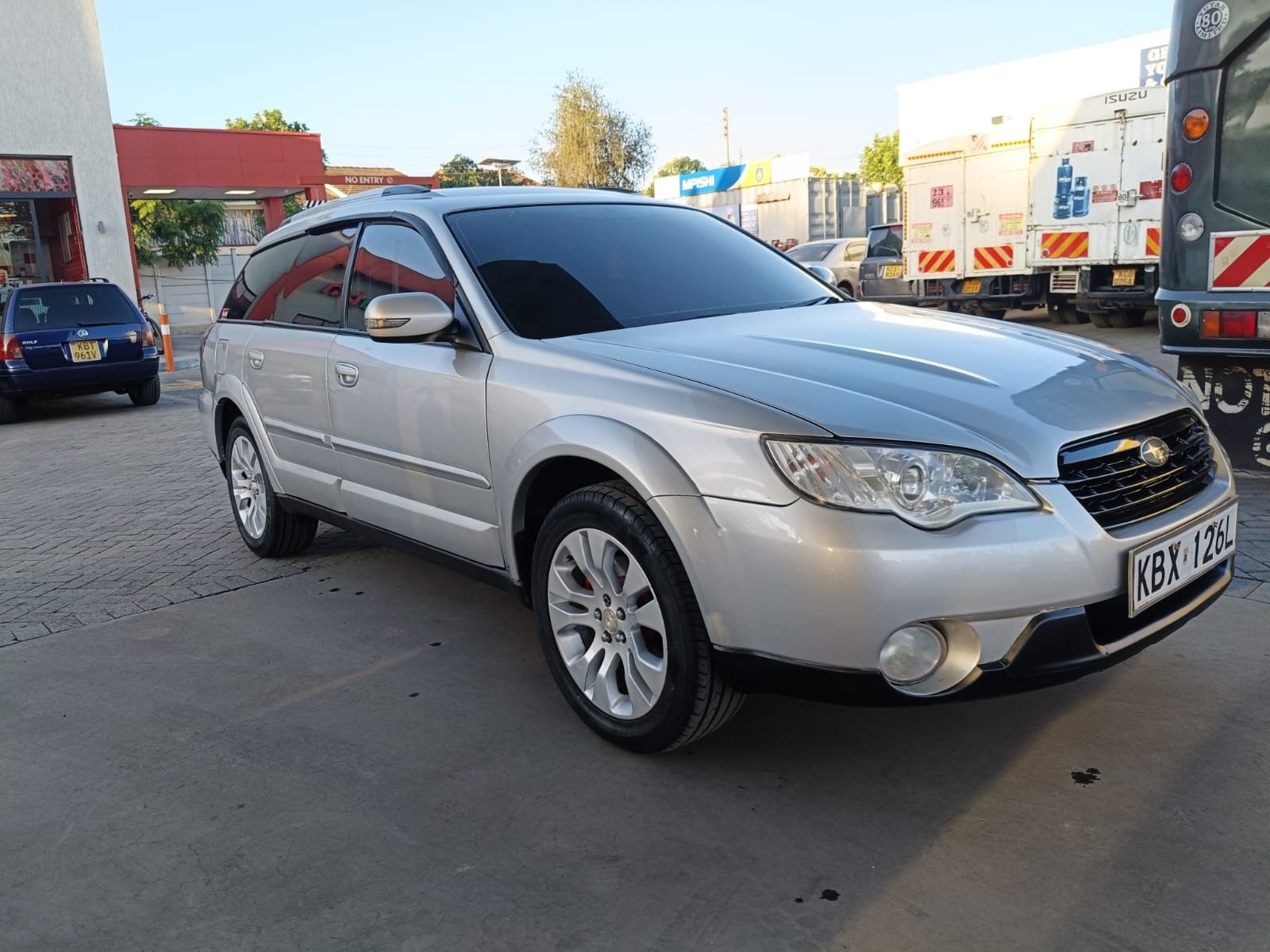 Subaru Outback image 2