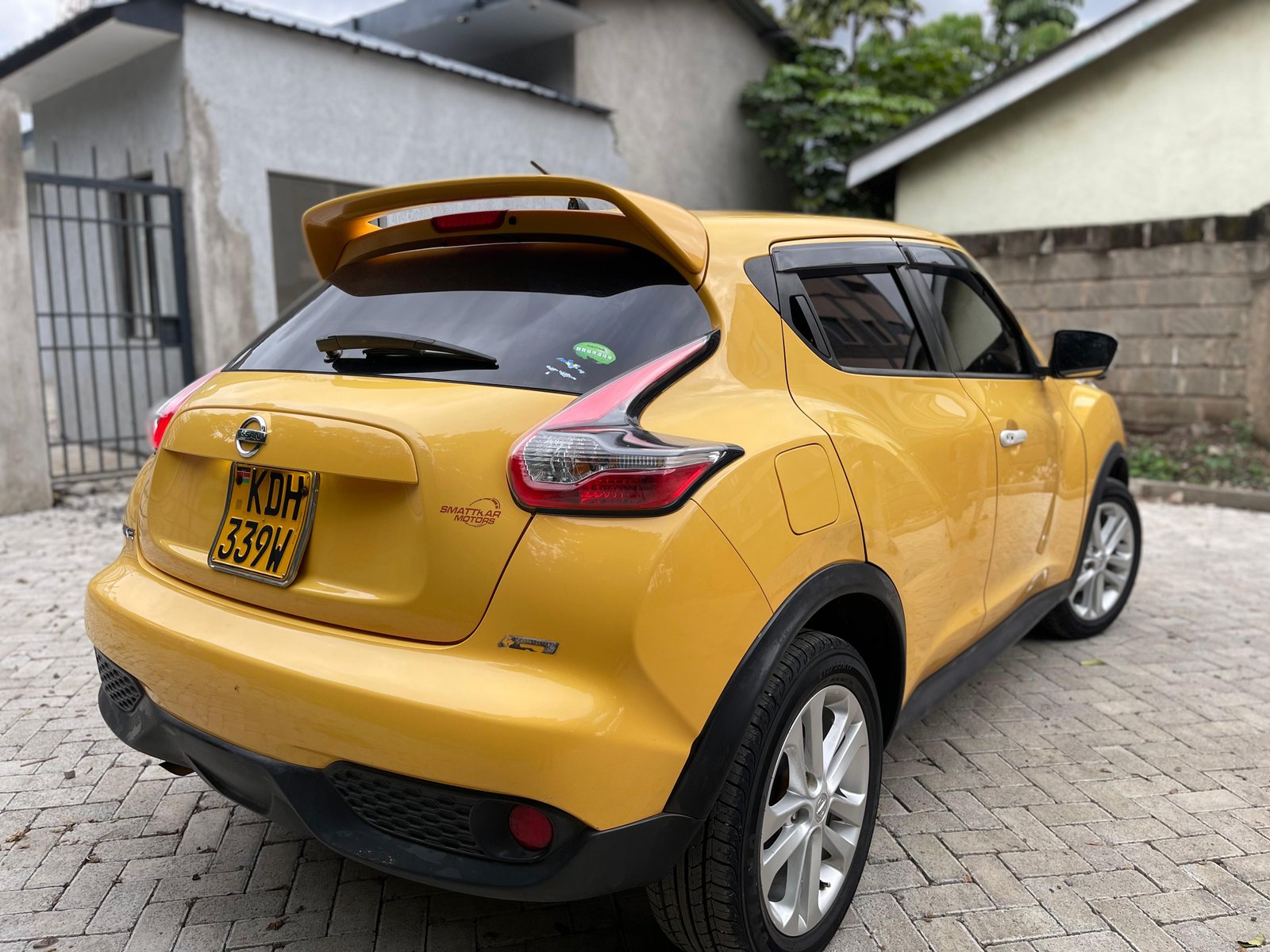Nissan Juke image 5