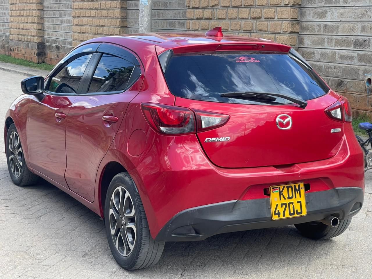 2016 mazda Demio photo 3