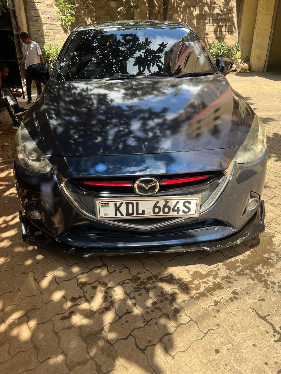 Mazda Demio image 1