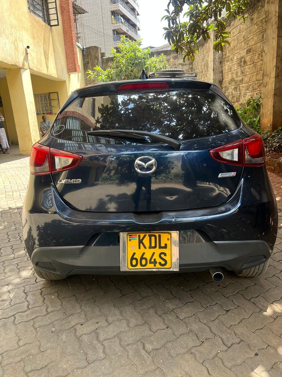 Mazda Demio image 2