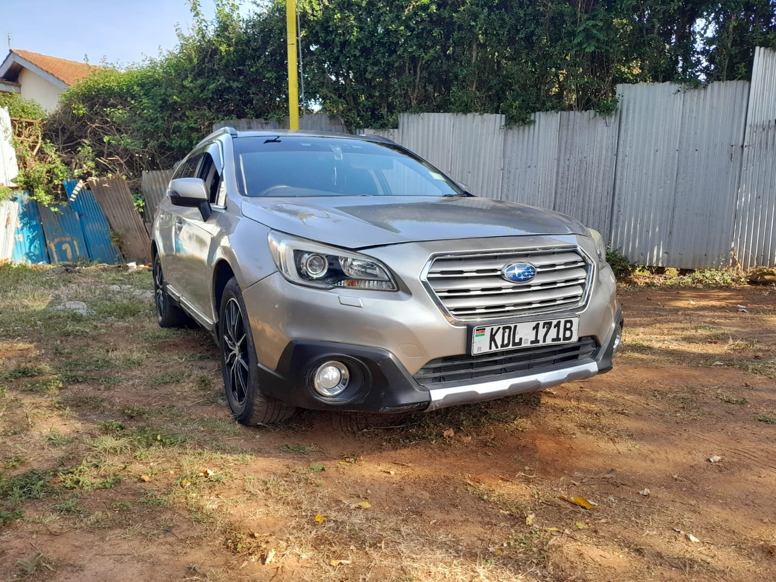 2015 subaru Outback photo 2