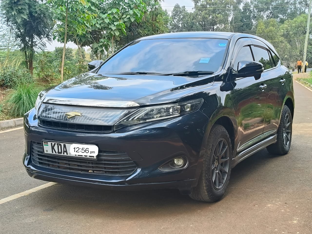 Toyota Harrier image 1