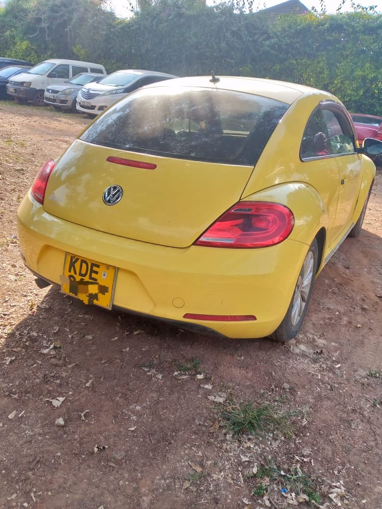 2014 volkswagen Beetle photo 3