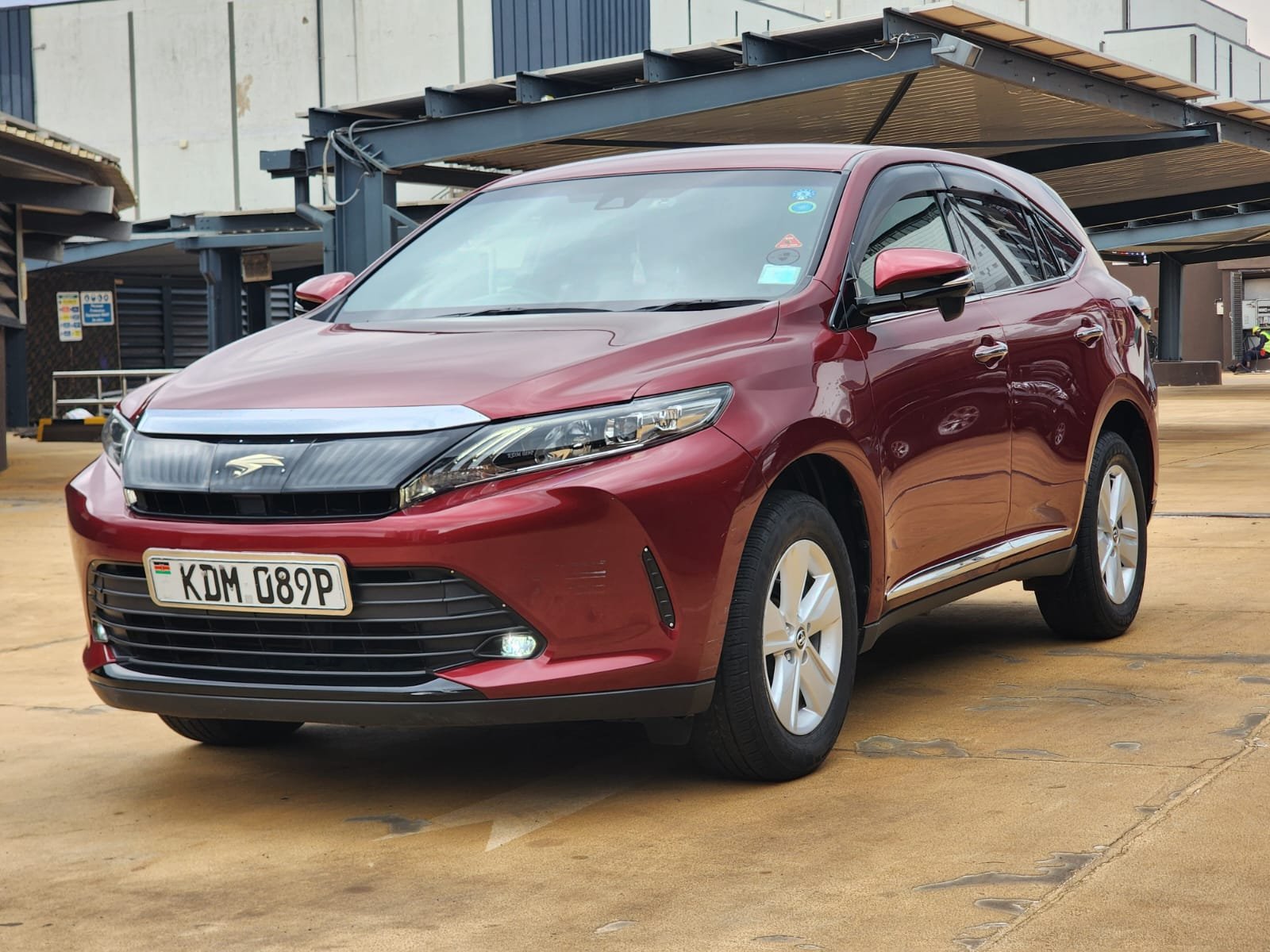 Toyota Harrier image 1