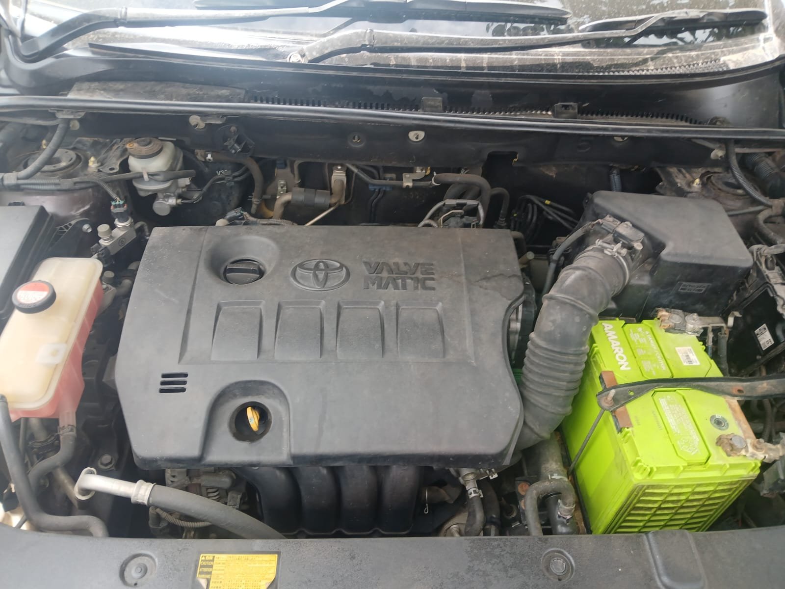 Toyota Harrier image 4