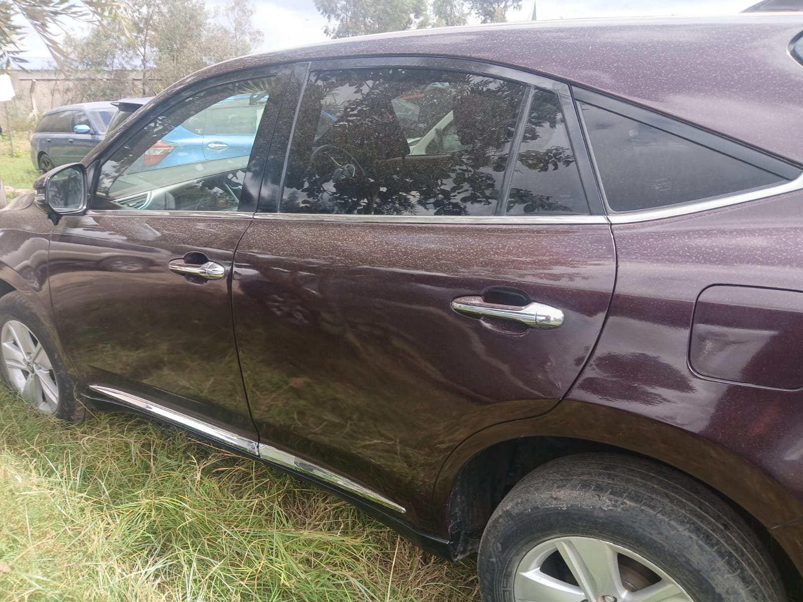 Toyota Harrier image 6