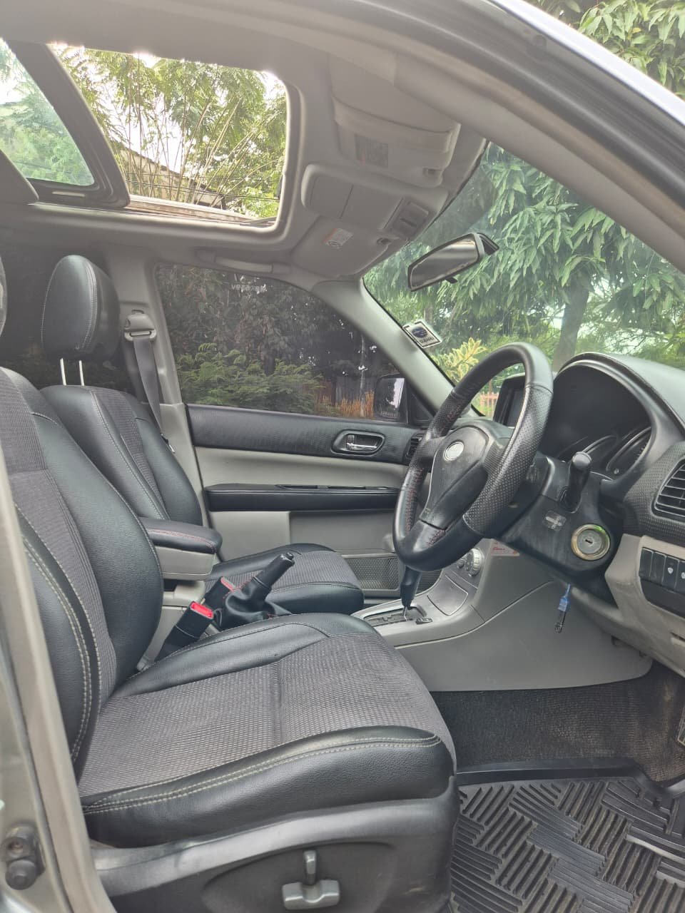 2006 subaru Forester photo 8