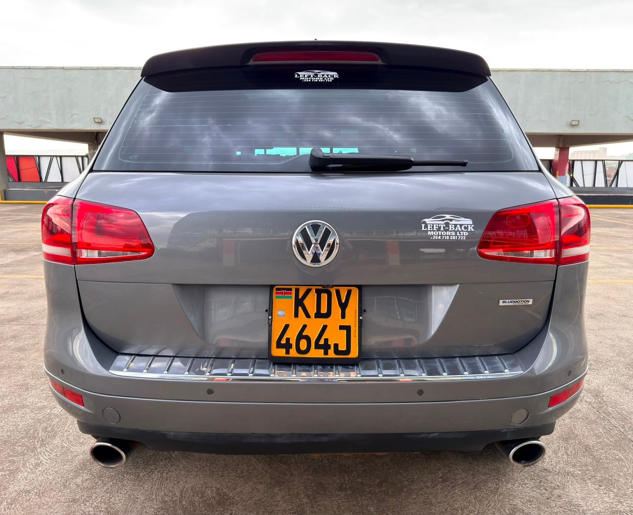 2014 volkswagen Touareg photo 5