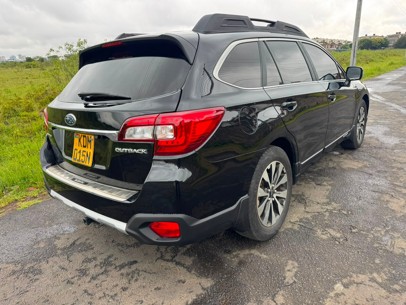 2015 subaru Outback photo 2