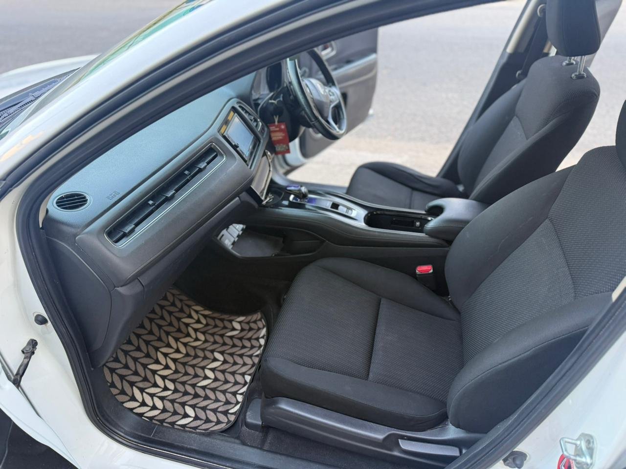 Honda Vezel image 7