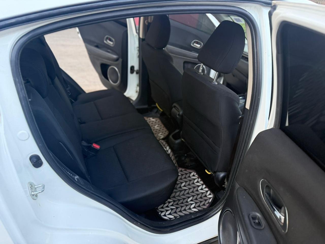 Honda Vezel image 9