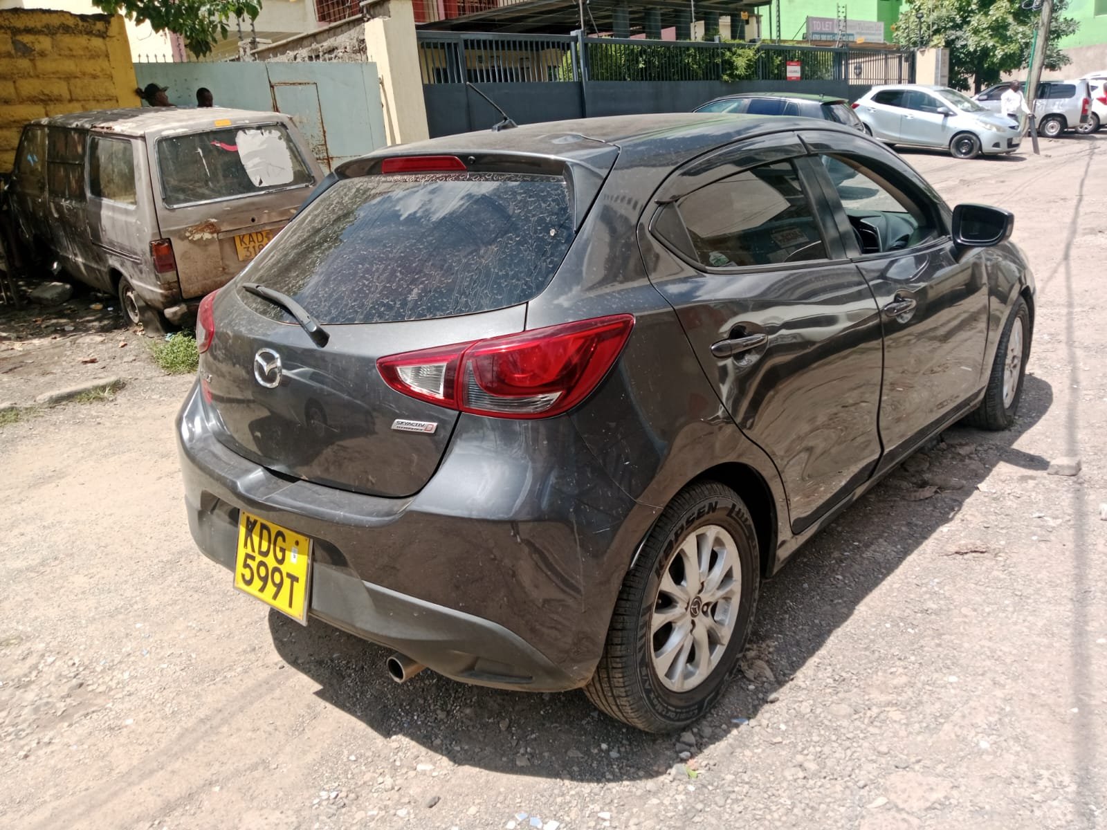 Mazda Demio image 6